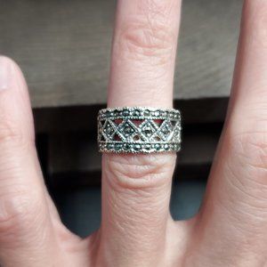 Size 6 Sterling Silver Beautiful Marcasite Stones Ring